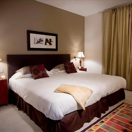 Puerto Del Carmen Sleeps 9 With Pool And Air Con *